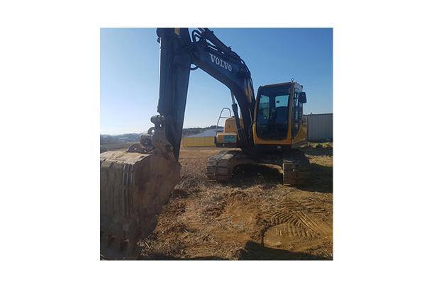 VOLVO EC140LC