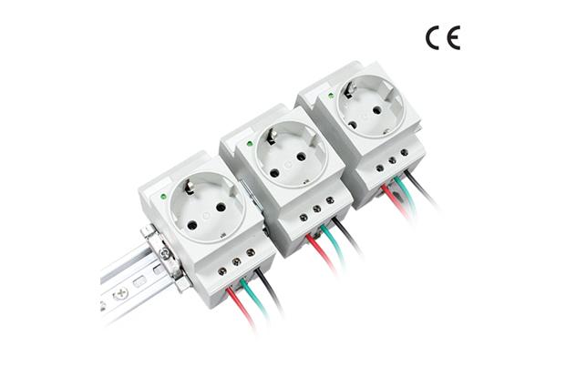 220V AC power outlet with DIN Rail mounting method