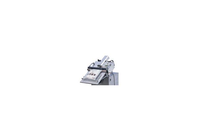 Slope Adjustable Nozzle Type Vacuum Packaging Machine