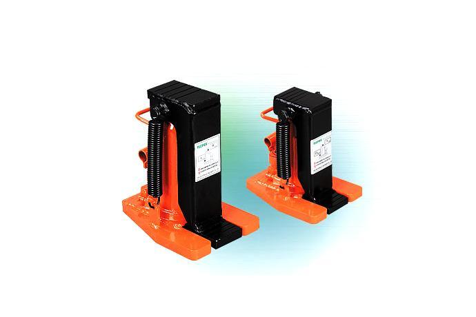 Oil-L-Jacks