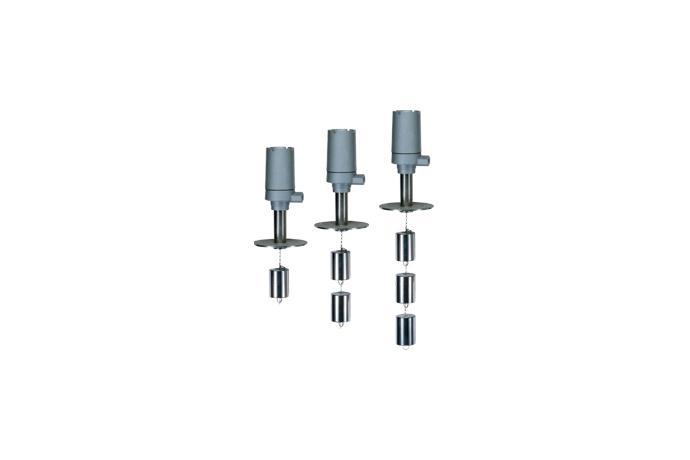 Displacement Type Level Switch