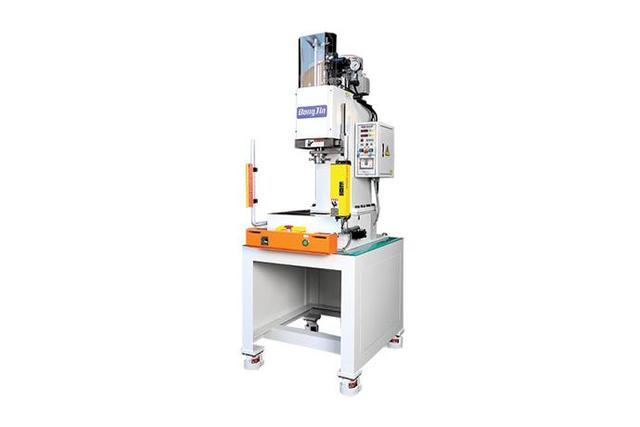 Hydraulic Press (Standard)