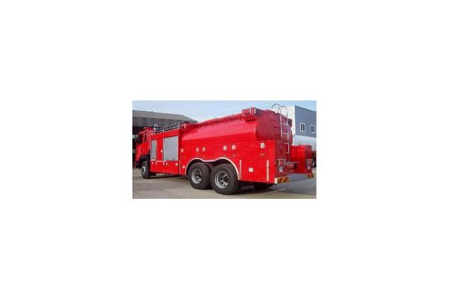 Water Tank Fire Fight Truck