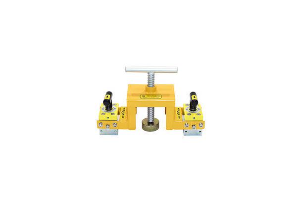 Stiff Jacks (Screw Handle Type)