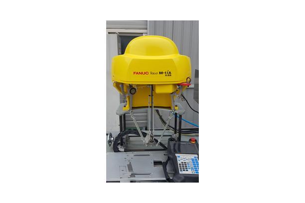 FANUC 210kg 겐코츠 로보트 (Model Year2014)