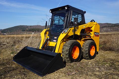 SKID LOADER