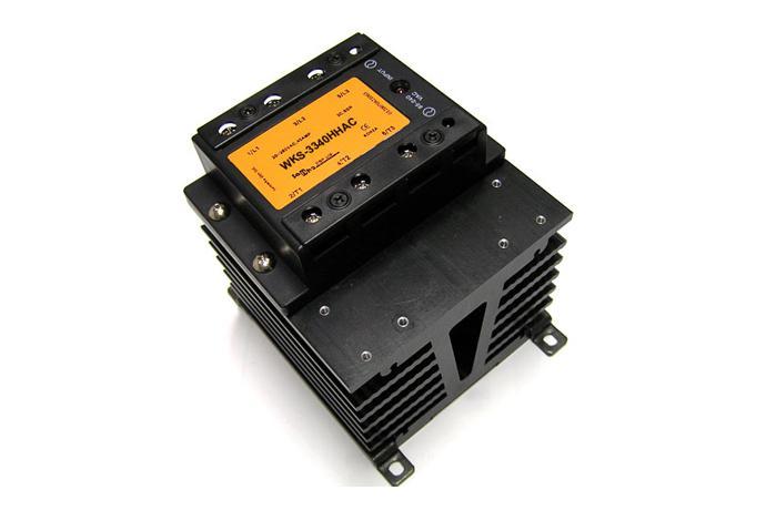 H-Type (AC Out / AC Input + Heat Sink)