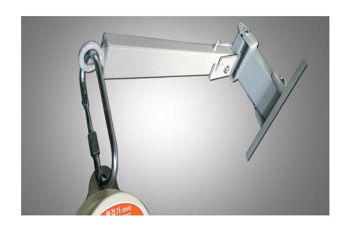 Descending Life line Hanger