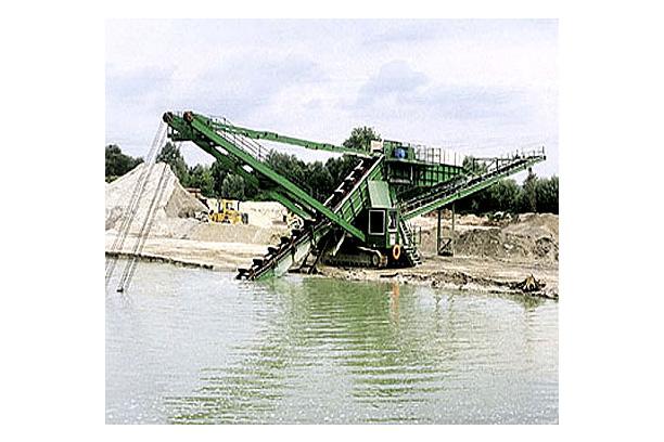 Bucket Dredger