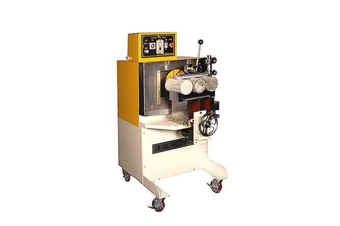 Polishing Machine For Cylinder Mold