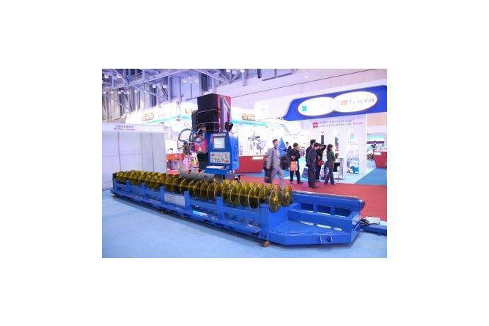 Pipe Coaster (5Shaft Turning Roll Type)