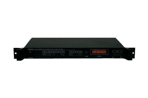 AM / FM Tuner