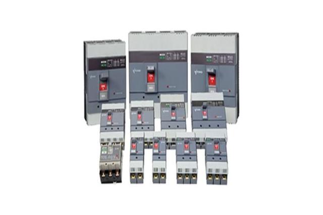 Molded Case Circuit Breaekr