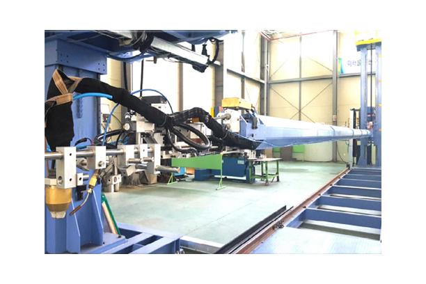 Inside Boom Welding M/C