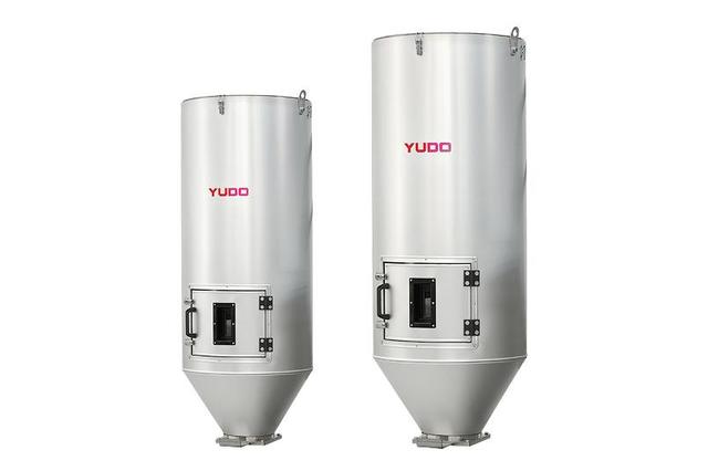 Heat reserving hopper